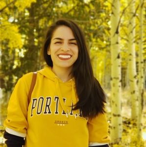 Meet your Posher, Stephanie